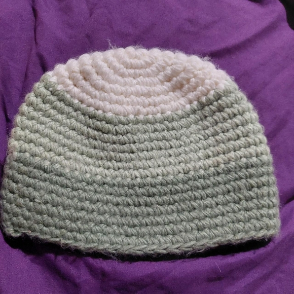 Y2k Crochet Beanie Hat - Picture 2 of 4